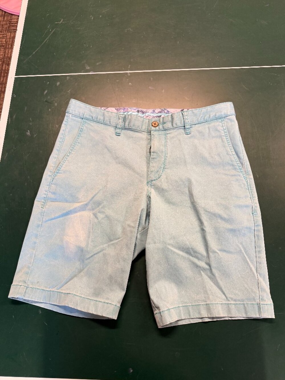 Tommy Bahama Men’s Light Aqua Stretch Tencel Chino Shorts Size 32